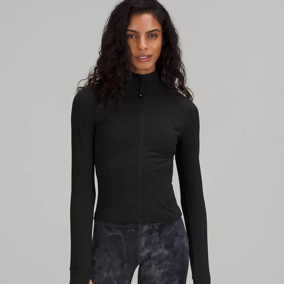 lululemon athletica Jackets & Blazers - Lululemon Nulu Cropped Define Jacket